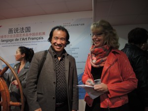 Avec M. WANG Ji lors de la sélection au centre d'Art d'Aulnay sous Bois des oeuvres qui partiront pour la Chine